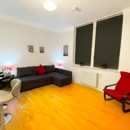 Cozy Nights - Ibrox Street Apartment Glasgow Exterior photo